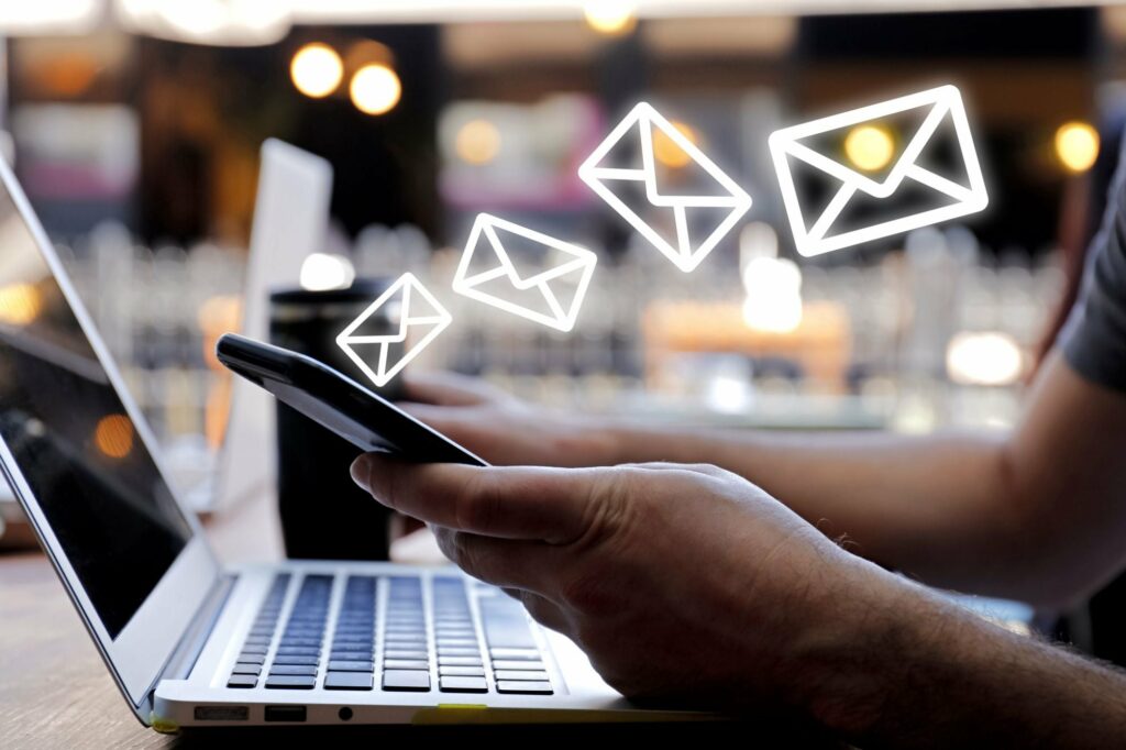 What is email marketing and what are its benefits.